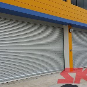 light weight greaseless shutters